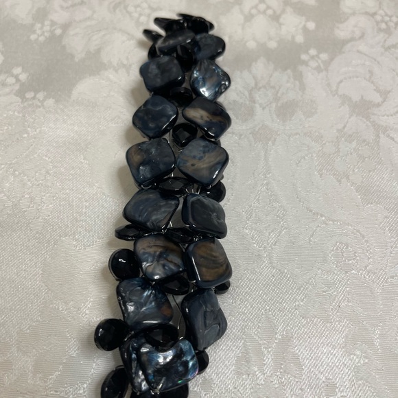 Women’s Metallic Blue Black Magnetic Wired Bracelet Handmade Unique Stones - Picture 10 of 12